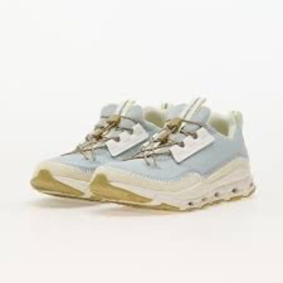 On Running Shoes - NWT On Cloud Cloudaway Ice Glacier Seedling Sneaker Lime Size 8